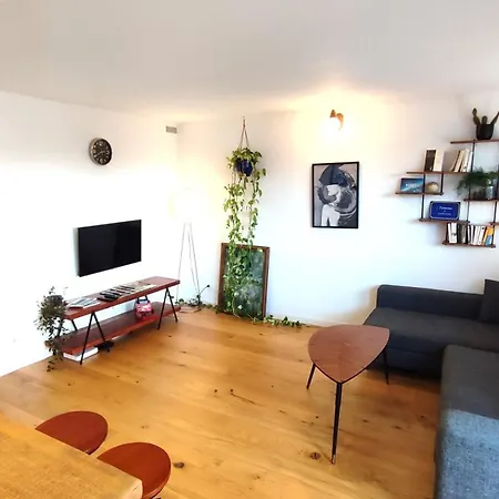 Auberwood - Cozy Near Paris ! Apartment *